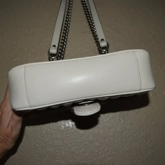 New Gucci GG Ivory Marmont Chevron Matelasse Silver Chain Shoulder Bag - Picture 8 of 13